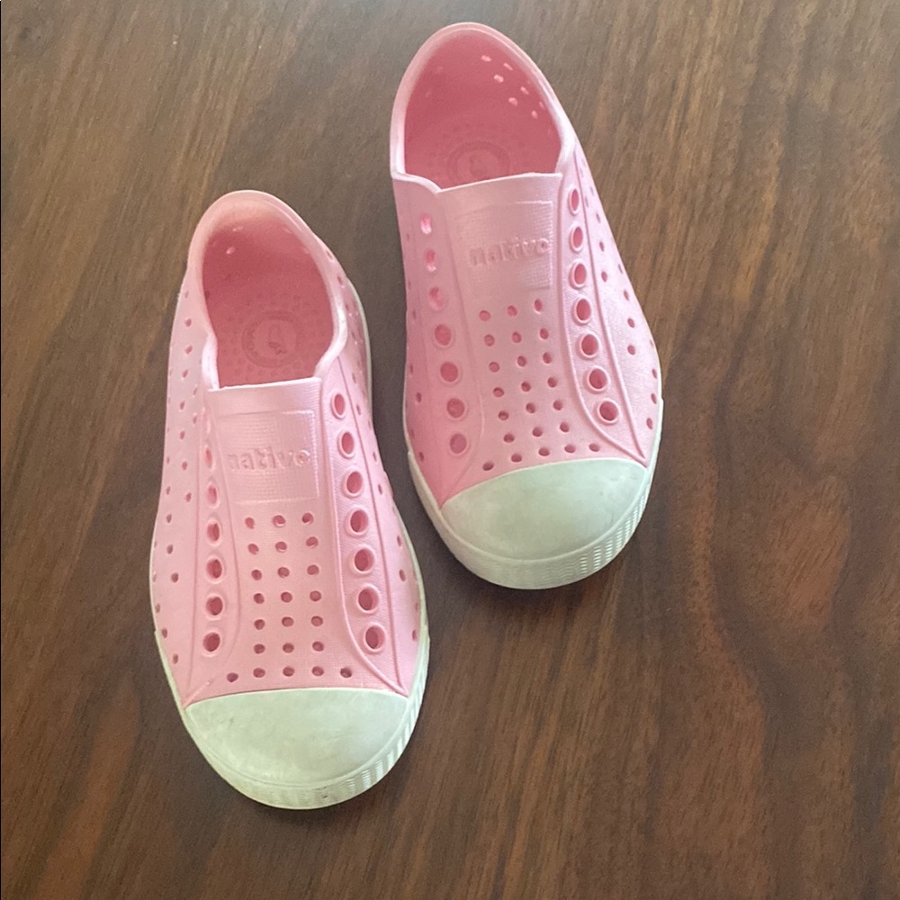 Native Pink and White Water Shoes Lightweight Foam C8
